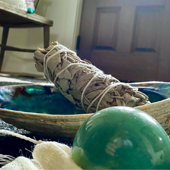 *NEW* Colorful Abalone MotherPearl Shell, White Sage Bundle & Turq Marble Kit - Picture 2 of 5